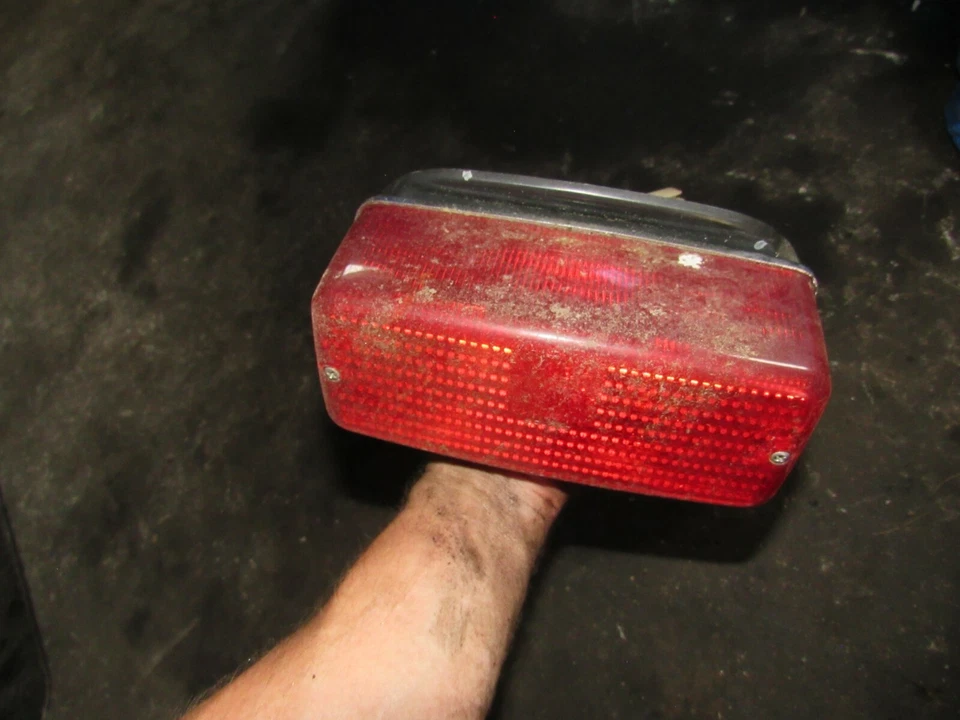 Yamaha XS850 1981 luz trasera especial freno Foto 1 de 1