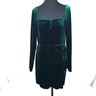 Mini Vestido B. Darlin Terciopelo Manga Larga Cuello Cuadrado Acanalado Bodycon 15/16 Verde Foto 1 de 4