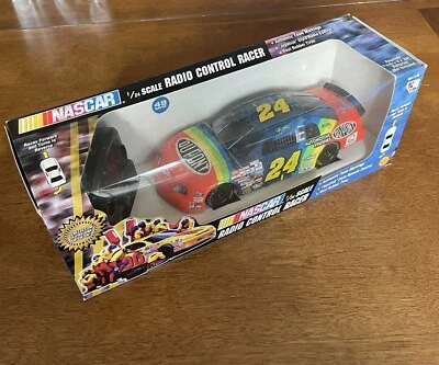 JEFF GORDON #24 DUPONT  RADIO CONTROL RACER 1/24 SCALE TOY BIZ 1997 Foto 1 de 4