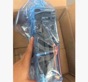 Nuevo En Caja Omron R88D-1SN04H-ECT AC Servo Drive Envío Rápido Gratis - Imagen 1 de 5