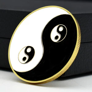 Lasvegas. Nevada Poker Card-Guard Chip Coin Tai Chi Golden Lucky Medal Souvenir - Picture 1 of 12