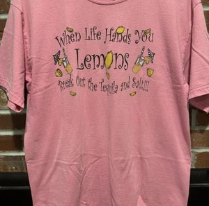 When Life Hands You Lemons Grab Tequila & Salt Graphic Print Pink T-Shirt Sz L - Picture 1 of 5