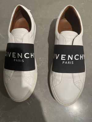 Zapatillas Givenchy Urban Street Banda Elástica. Foto 1 de 4