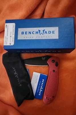 BENCHMADE Griptilian-Red-CPM-20CV Knife Center Exclusive 551BK-2201(#25501)E1 - Image 1 of 4
