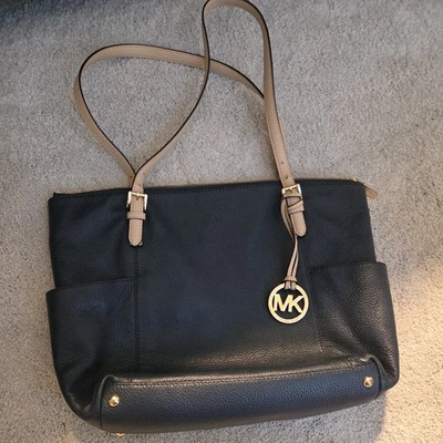 Michael Kors Large Jet Set Tote Navy Blue Pebble Leather 16" x 11" x 4" Leather - Image 1 of 4
