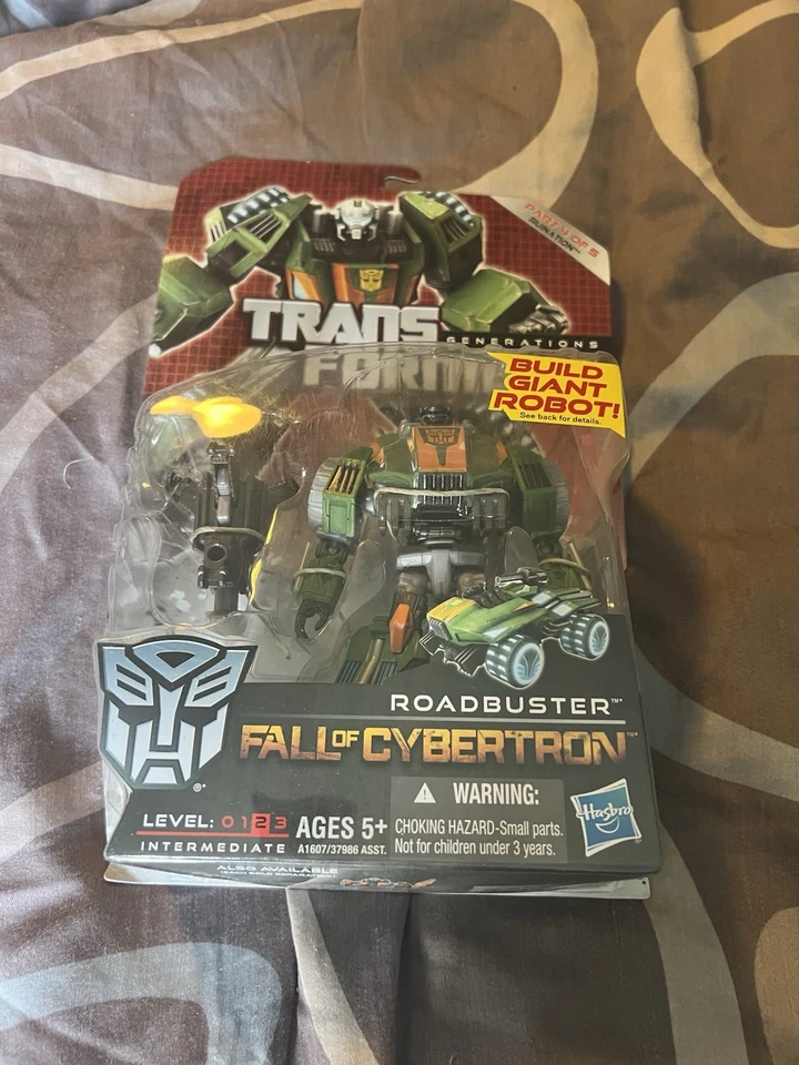 TRANSFORMERS Generations Fall Of Cybertron FOC Deluxe Class Roadbuster NISB. Foto 1 de 2