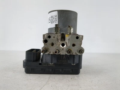 Módulo de control de bomba Abs Infiniti Q50 2016-2017 QQ8H4 Foto 1 de 4