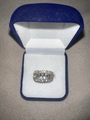 Jewelry Unlimited Pave 10k Diamond Ring - RNG-12775 - Image 1 of 4