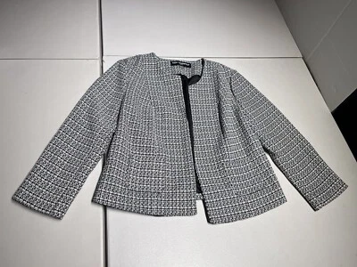 Jaqueta Karl Lagerfeld Feminina Média Preta Branca Tweed Aberta Blazer Casaco Poli - Imagem 1 de 4