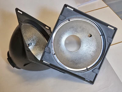 2 réflecteurs standards pour Broncolor Impact - Photo 1/4