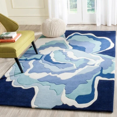 Blue And White Big Flower Hand Tufted Woolen Rug - Image 1 of 4