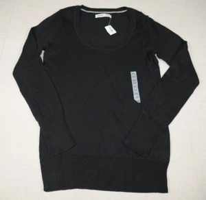 Old Navy Top Women's Size XS Black Long Sleeved Round Neck Lightweight NEW - Picture 1 of 16
