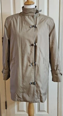Chaqueta Misty Harbor Lluvia Hasta la Cadera Abrigo Extraíble Invierno Forro Caqui Talla 8 Foto 1 de 4