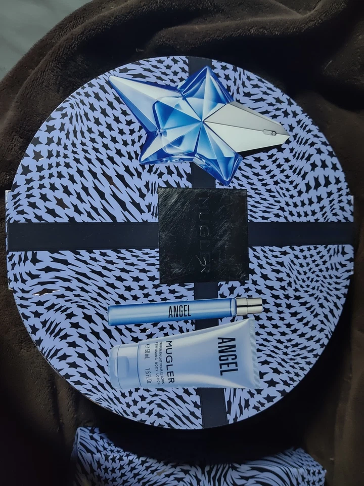 Conjunto Angel 3 peças femininas por Thierry Mugler - Novo na caixa - Imagem 1 de 3