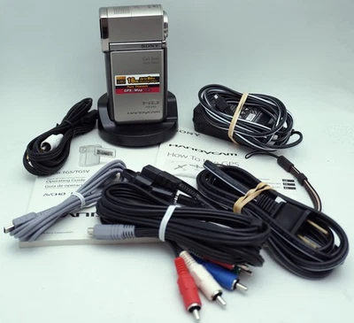 SONY Handycam HDR-TG5 HD Camcorder 4.0MP  GPS - Image 1 of 4