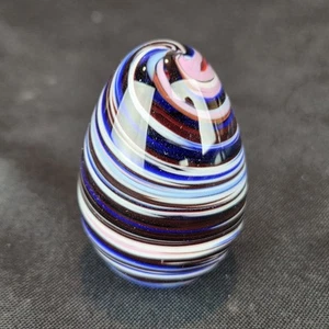 Mt St Helens MSH Glass Egg Swirl Paperweight 1989 Blue Red Pink 2.5"  *CHIP* - Picture 1 of 8