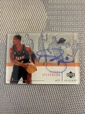 2003-04 Cubierta superior Deshawn Stevenson autógrafo UD TARJETA DE VIDRIO UTAH JAZZ COMO NUEVO Foto 1 de 4