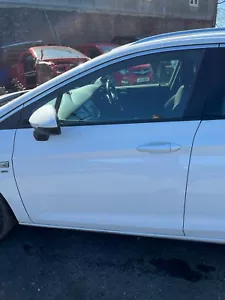 2016 VAUXHALL ASTRA K FRONT LEFT PASSENGER SIDE DOOR Y 40R *CAR BREAKING* - Picture 1 of 4