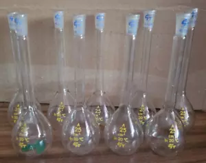 Laborbedarf Ballon-Glas 25ml ohne Pfropfen gebördelt - Bild 1 von 1