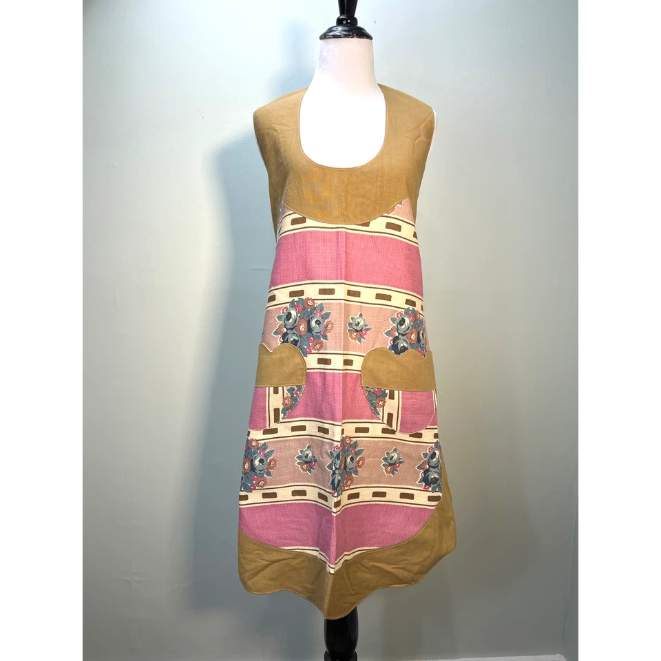 Vintage Barkcloth and Linen Full Apron Pink Tan Pockets Scalloped Edges 50s - Image 1 of 4