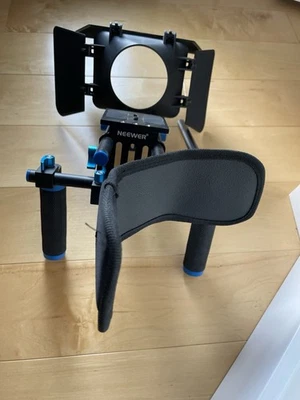 Neewer Stützsystem und Schulterpolster Rig - KOSTENLOSER VERSAND - Bild 1 von 2