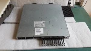 Commutateur Brocade 6510 48 ports (24 actifs) 16 Go/s - BR-6510-24-16G-R - Photo 1/8