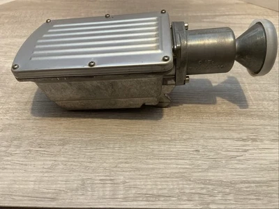 Receptor de plato satélite Hughes Net Foto 1 de 4