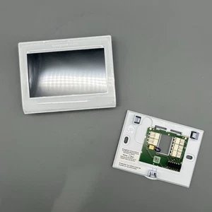 Honeywell RTH9580WF01 Wi-Fi Smart Programmable Thermostat-- THERMOSTAT ONLY - Picture 1 of 9
