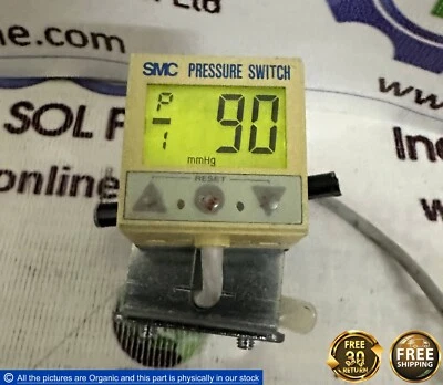 SMC ZSE4B-01-25 Digital Pressure Vacuum Switch -101kPa ZSE4 Series Japan - Image 1 of 4