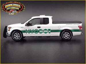 2015 15 Ford F150 Lariat Pick-Up Camion Nyc Pallini Bianco 1/64 Modellino Auto - Foto 1 di 5