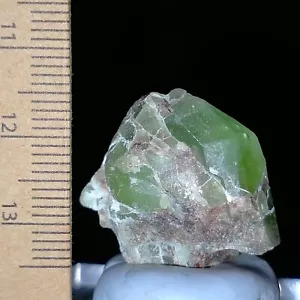 Peridot rough raw crystal gemstone Olivine natural mineral specimen 50ct - Foto 1 di 7