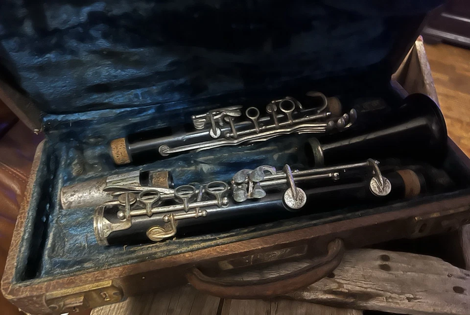 Antique BUNDY Clarinet w/Instrument Case Vintage  Interior - Image 1 of 1