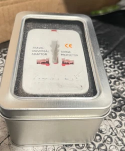 Netzteil Wandnetzteil mit Metallgehäuse und Firmenname auf beiden (BRL - Bild 1 von 1