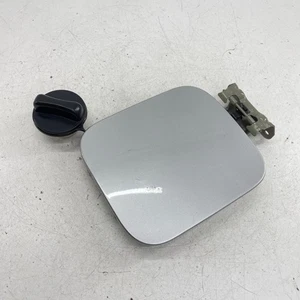 CUBIERTA SOLAPA COMBUSTIBLE NISSAN QASHQAI J10 PLATA BRILLANTE KY0 MOLDURA PANEL PUERTA 10-13 - Imagen 1 de 12