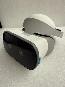 Lenovo Mirage Solo VR-1541F Standalone Headset with Daydream - Picture 1 of 10