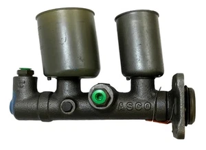 Bendix R11828 Remanufactured Brake Master Cylinder - Picture 1 of 3