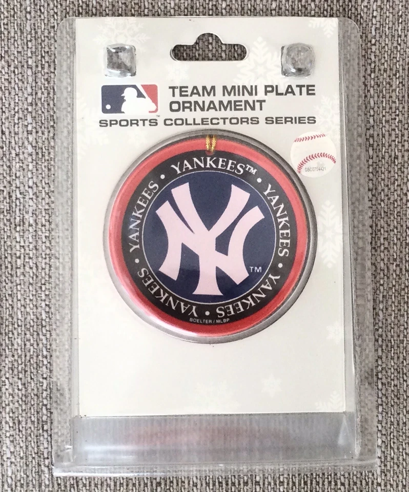 NEW YORK YANKEES- MLB- MINI CERAMIC PLATE ORNAMENT- By Topperscot