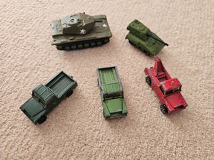 2 x Corgi Millitary Land Rover, 1 corgi red pick up,1 tank and a matchbox tank - Picture 1 of 5