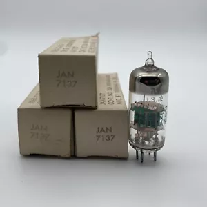 Sylvania JAN 7137 = 8FQ7 Röhre NOS in OVP Vakuum Triode Tube - Bild 1 von 4