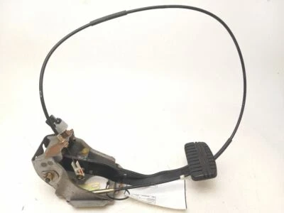 Pedal de freno Mitsubishi Montero 1999 Foto 1 de 4