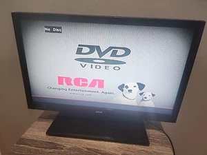 RCA 19" LED HDTV / DVD COMBO DECG185R TESTED WORKS NO REMOTE SCUFFS SCRATCHES - Picture 1 of 12