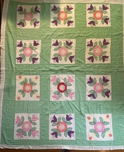 Vintage Quilt Hand Stitched Tulip Quilt 80 X 66 In Block Summer Green Antique - Picture 1 of 16