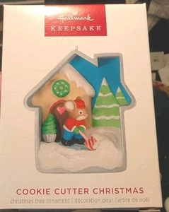 Cortador de galletas Hallmark Keepsake 2023 Navidad serie 12 adorno nuevo en caja nuevo - Imagen 1 de 3
