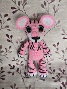 1 Crochet Tigre Blanco Rosa Negro Rayas Crochet Tigre Rosa Tigre Hecho a Mano - Imagen 1 de 9