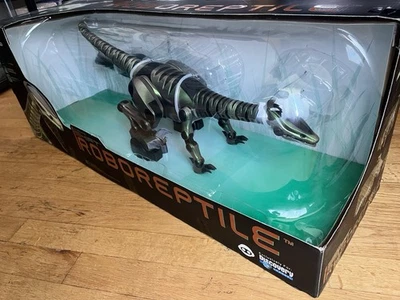 New Wowwee Roboreptile Robot Reptile RC Exclusive Chroma Shift Discovery - Image 1 of 4