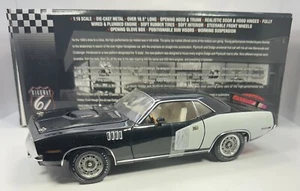 SUPERCAR COLLECTIBLES 1/18 Scale 1971 PLYMOUTH BARRACUDA 440”BLACK” - Picture 1 of 12