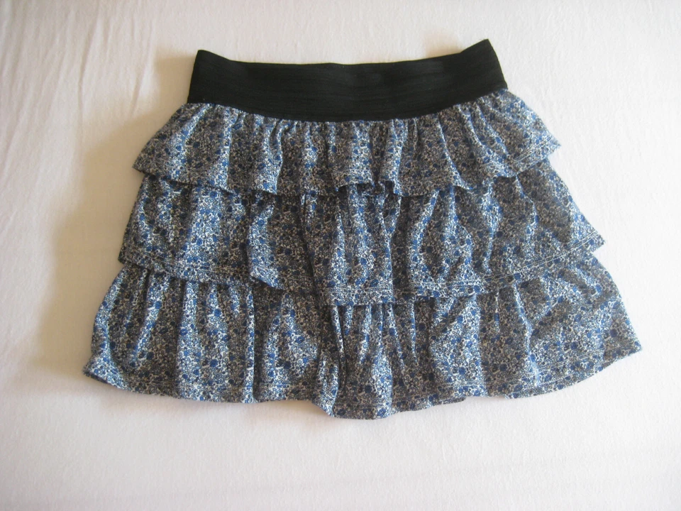 🌻  C&A Clockhouse Rock Mille fleur Größe S 🌻 - Bild 1 von 1