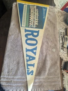MLB Kansas City Royals Vintage 1970's Logo Baseball Pennant - Picture 1 of 24
