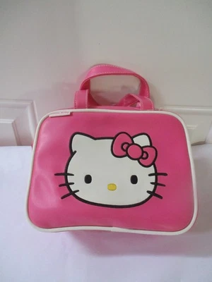VINTAGE WOMENS HELLO KITTY PINK PURSE NEW GREAT FOR GIFT - Image 1 of 4