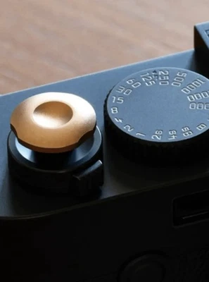 Komaru Soft Release Button BRONZE - Image 1 of 3